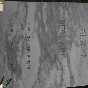 ZYL Alwyn Bernardus, van 1919-1990 &amp; Maria Dorothea Margaretha TREURNICHT 1921-1997 