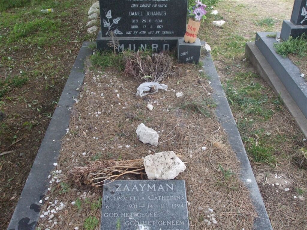 MUNRO Daniel Johannes 1904-1971 :: ZAAYMAN Petronella Catherina 1931-1994