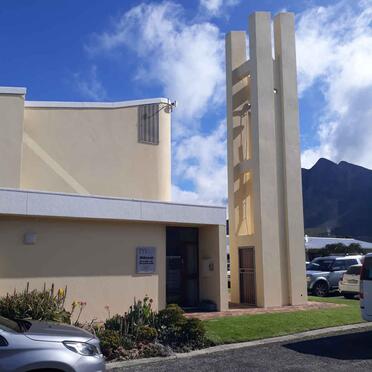 Western Cape, KLEINMOND, NG Kerk, Gedenkmuur