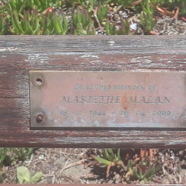 MALAN Marietjie 1944-2009