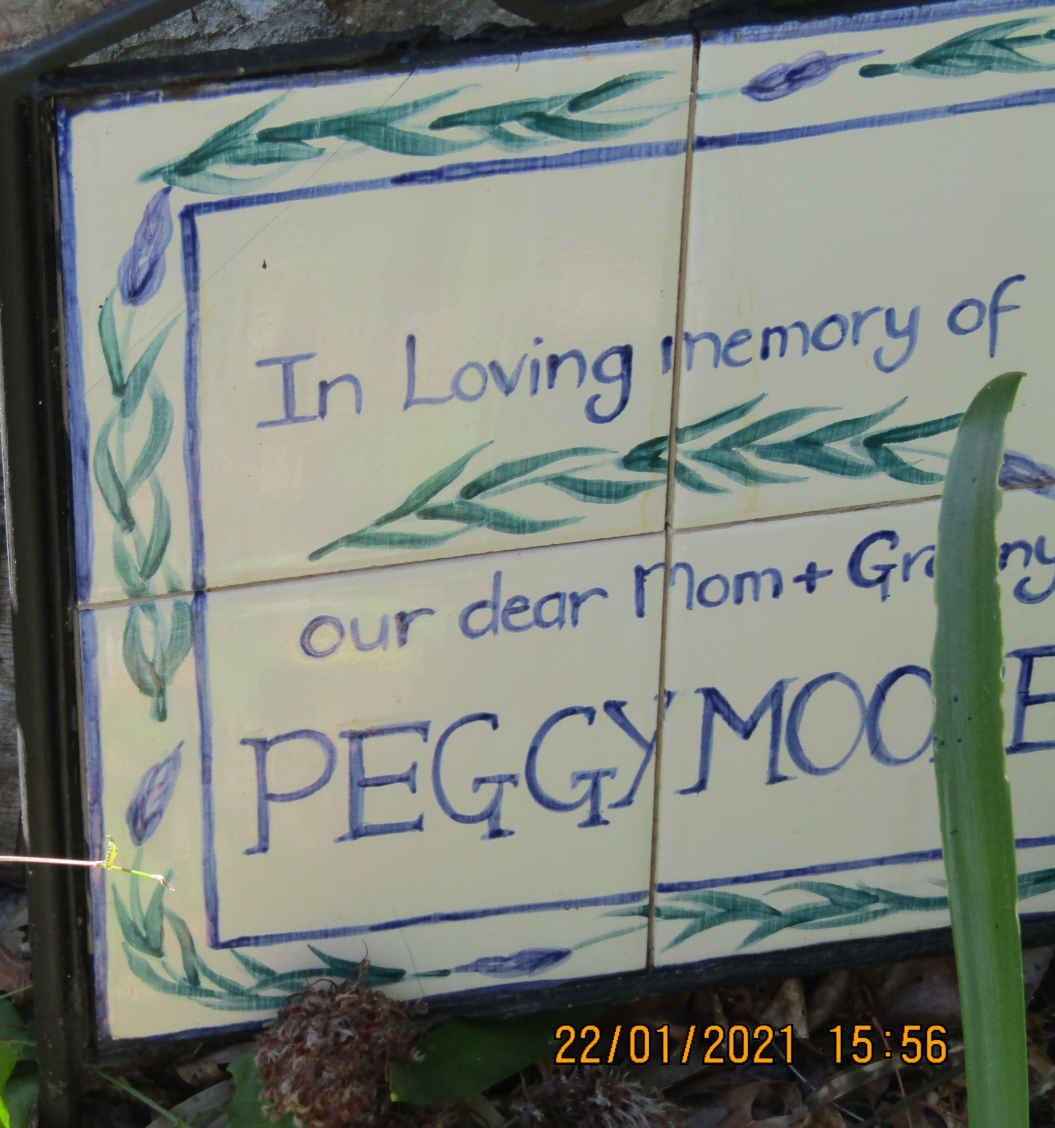 MOORE Peggy