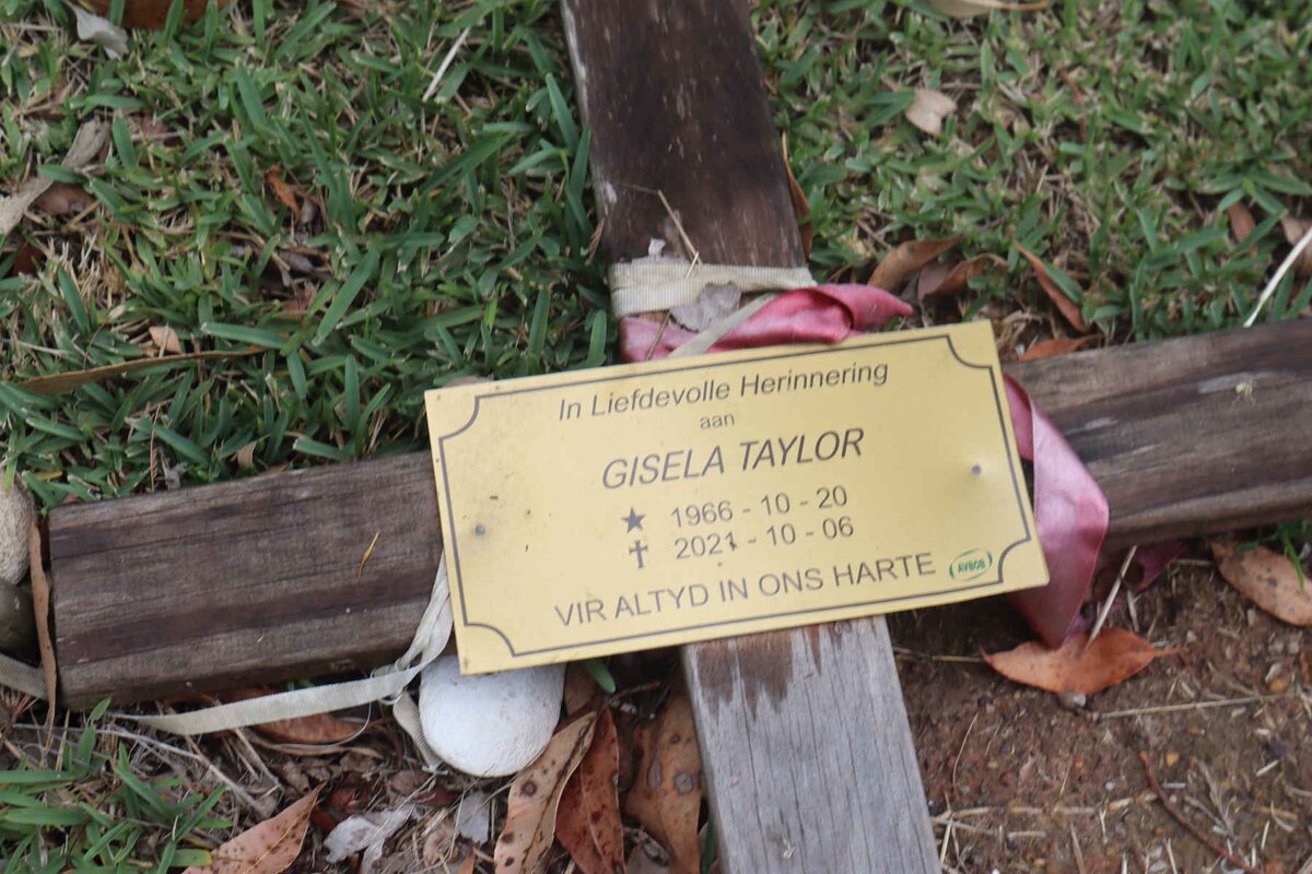TAYLOR Gisela 1966-2021