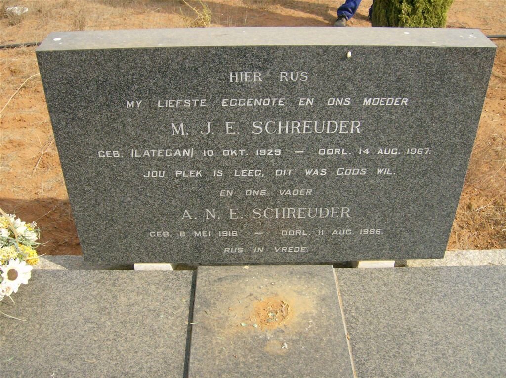 SCHREUDER A.N.E. 1916-1986 &amp; M.J.E. LATEGAN 1929-1967