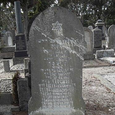 R - Vanne :: Surnames - R