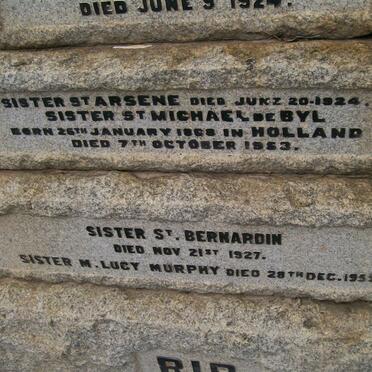 Memorial to the Convent of the Holy Sisters_4