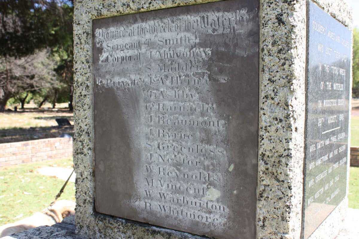04. Monument of the Soldiers who drowned on the Waterloo