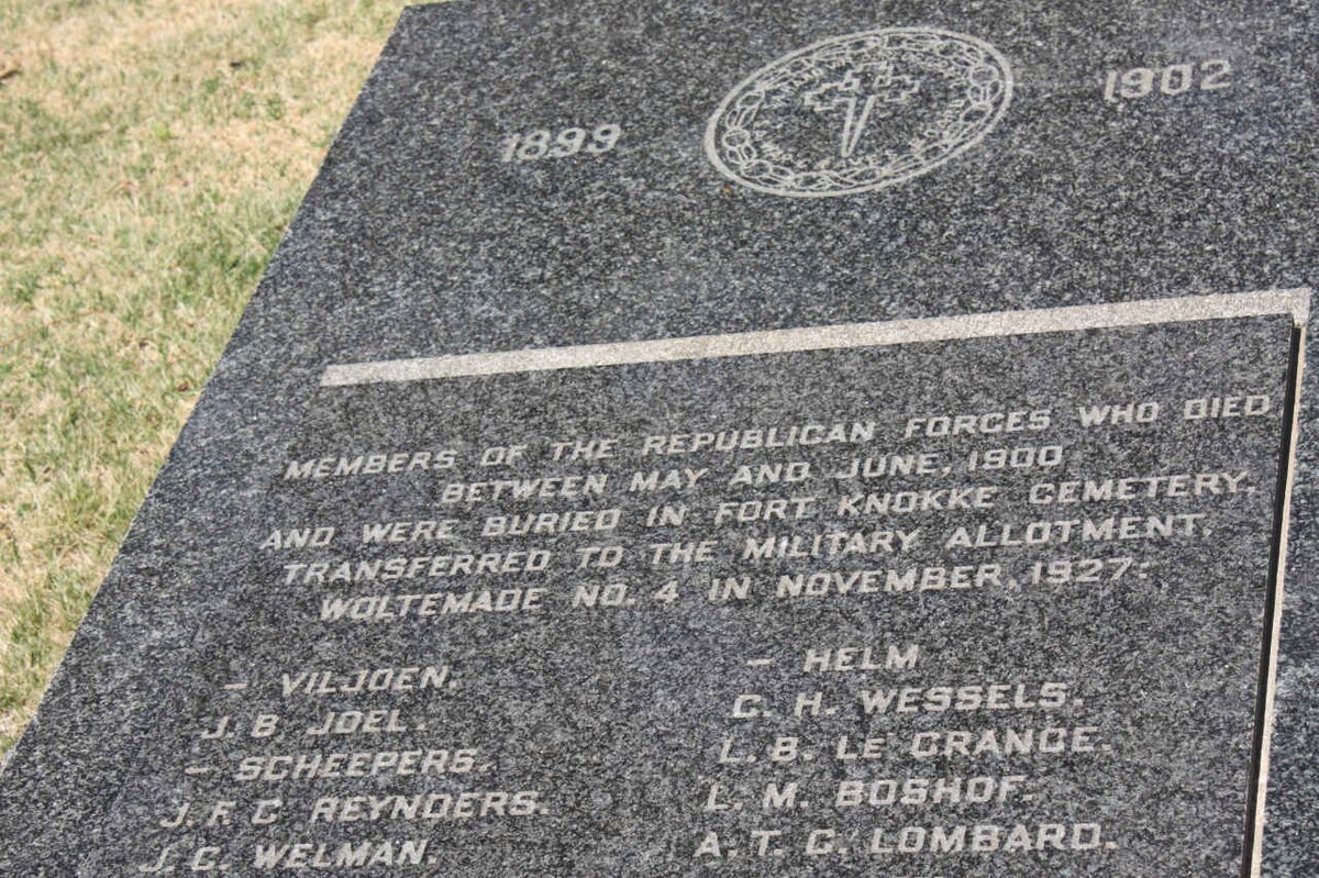 2. Republican Forces who were buried in Fort Knokke Cemetery1900 &amp; re-interred in 1927