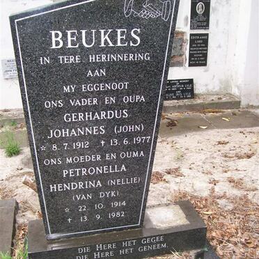 BEUKES Gerhardus Johannes 1912-1971 &amp; Petronella Hendrina VAN DYK 1914-1982