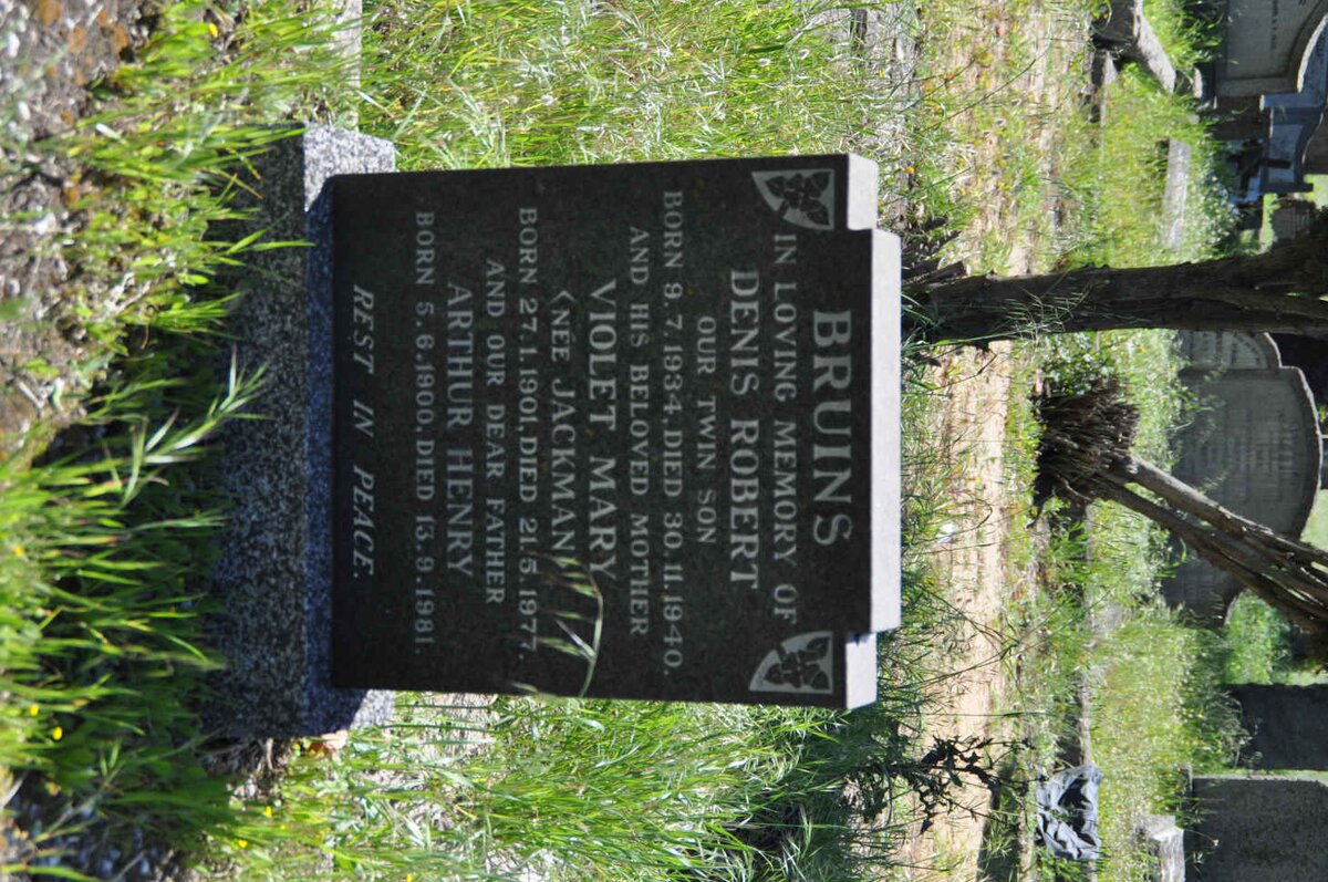 BRUINS Arthur Henry 1900-1981 &amp; Violet Mary JACKMAN 1901-1977 :: BRUINS Denis Robert 1934-1940