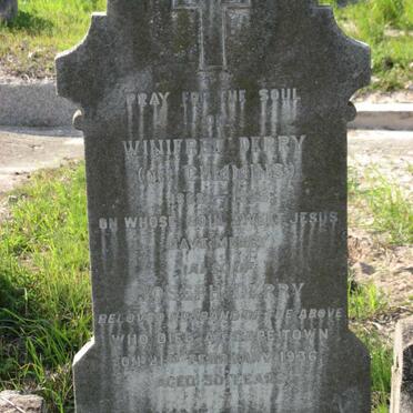 DERRY Joseph -1936 &amp; Winifred CUMMINS 1888-1935