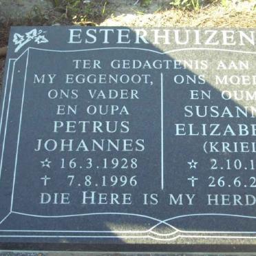 ESTERHUIZEN Petrus Johannes 1928-1996 &amp; Susanna Elizabeth KRIEL 1932-2006