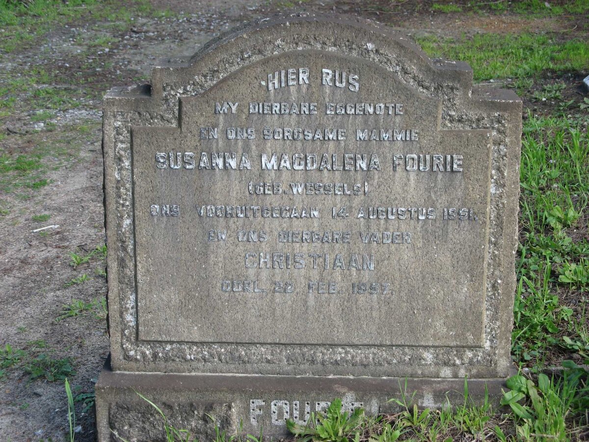 FOURIE Christiaan -1957 &amp; Susanna Magdalena WESSELS -1951