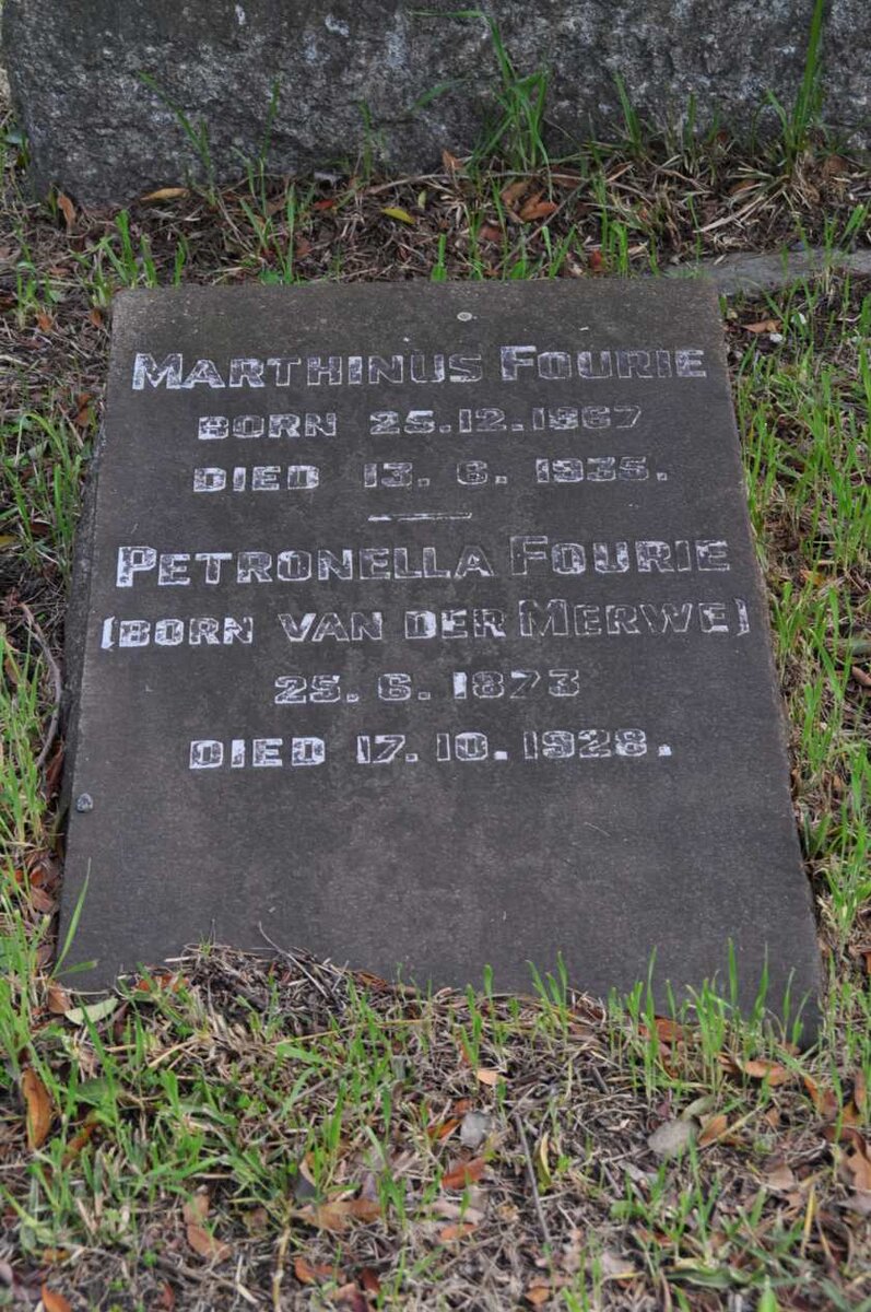 FOURIE Marthinus 1867-1935 &amp; Petronella VAN DER MERWE 1873-1928