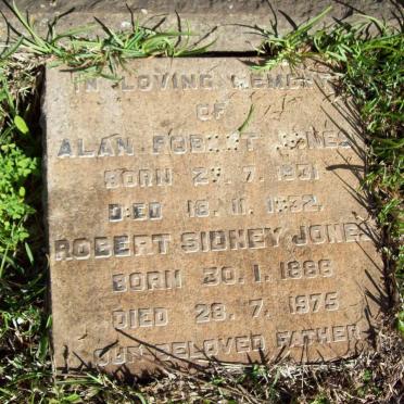 JONES Robert Sidney 1886-1975 :: JONES Alan Robert 1931-1932