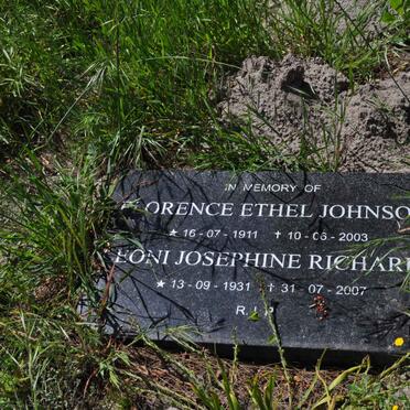 JOHNSON Florence Ethel 1911-2003 :: RICHARDS Leoni Josephine 1931-2007