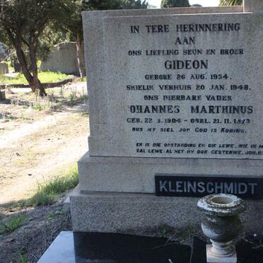 KLEINSCHMIDT Johannes Marthinus 1904-1973 :: KLEINSCHMIDT Gideon 1934-1948