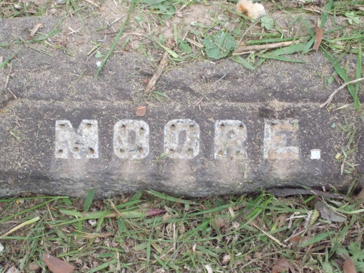 MOORE