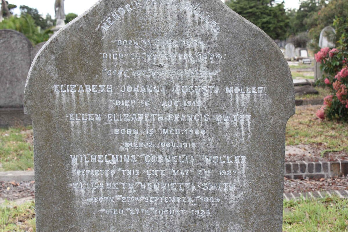 MOLLER :: DWYER :: SMITH