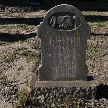 MUNNIK Elizabeth -1956