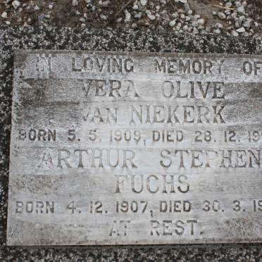 NIEKERK Vera Olive, van 1909-1994 :: FUCHS Arthur Stephen 1907-1984