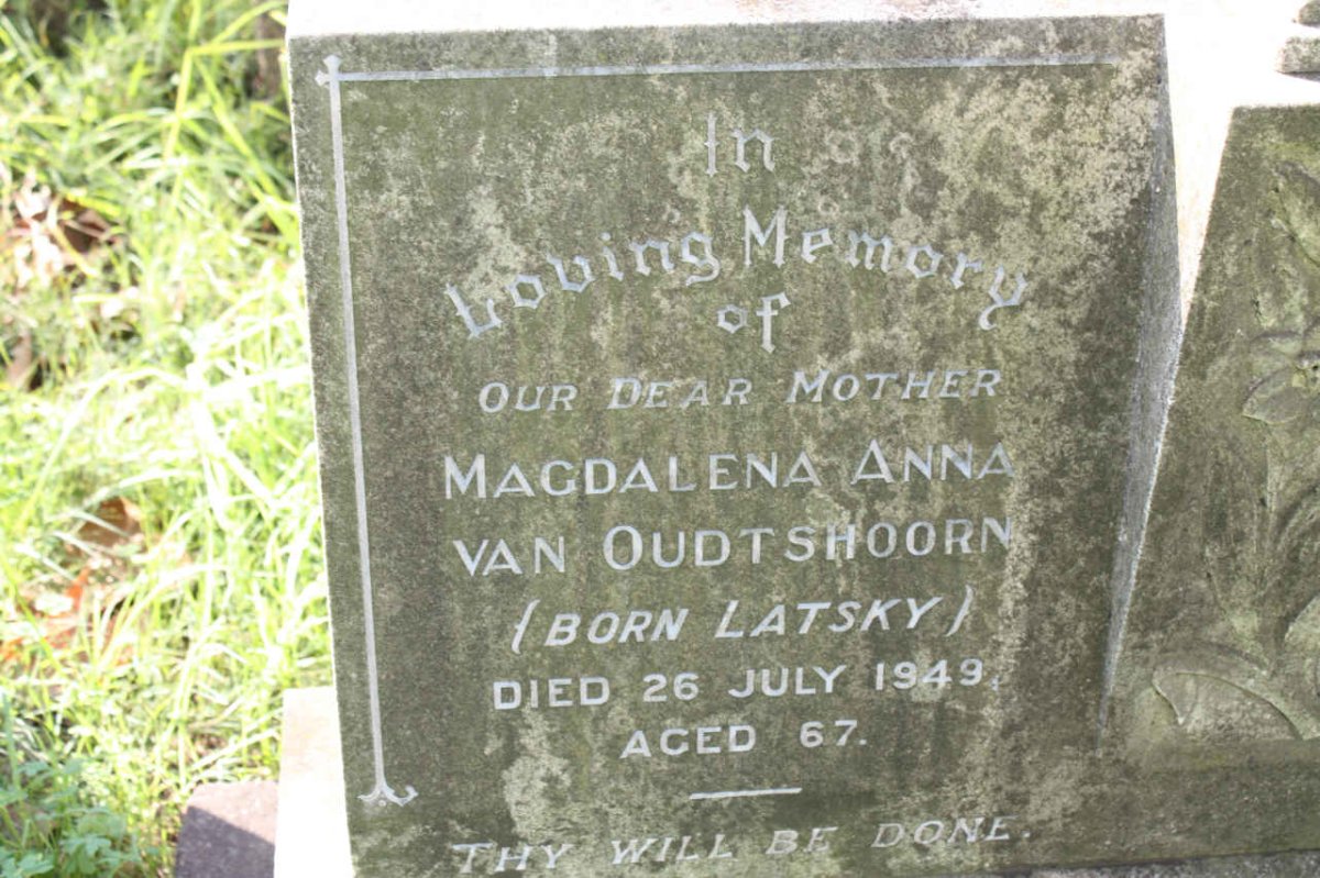 OUDTSHOORN Magdalena Anna, van nee LATSKY -1949