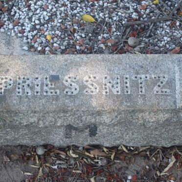 PRIESSNITZ Henry Frederich 1897-1969 &amp; Annie Maria 1893-1971 :: PRIESSNITZ Josef -1933 &amp; Hildegene -1967 