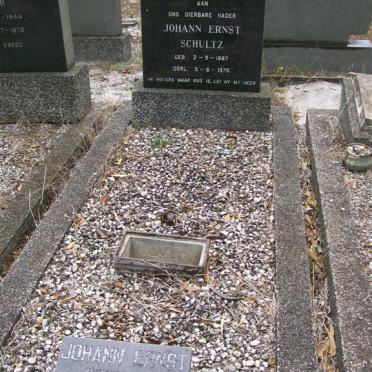SCHULTZ Johann Ernst 1887-1970 :: SCHULTZ Johann Ernst 1913-1994