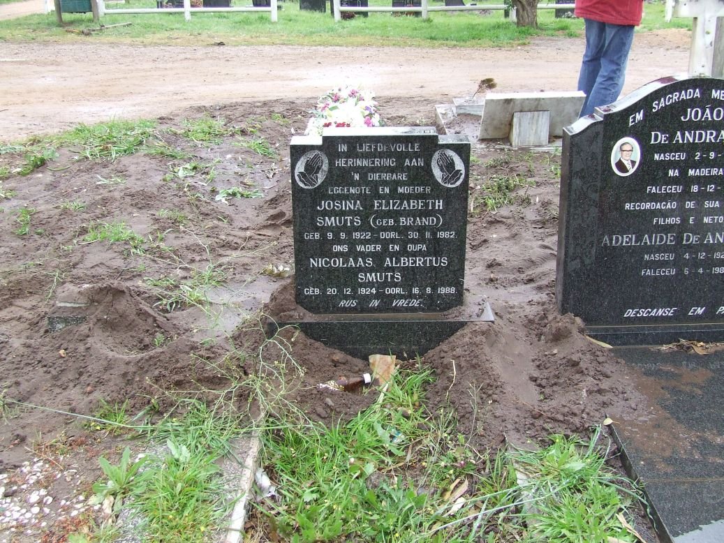 SMUTS Nicolaas Albertus 1924-1988 &amp; Josina Elizabeth BRAND 1922-1982