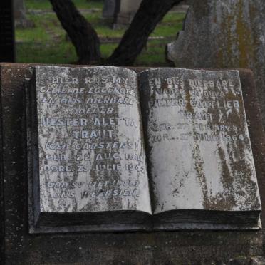 TRAUT Pieter Gottlieb 1875-1964 &amp; Hester Aletta CARSTENS 1881-1942