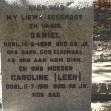 VILJOEN Daniel -1959 &amp; Caroline -1981