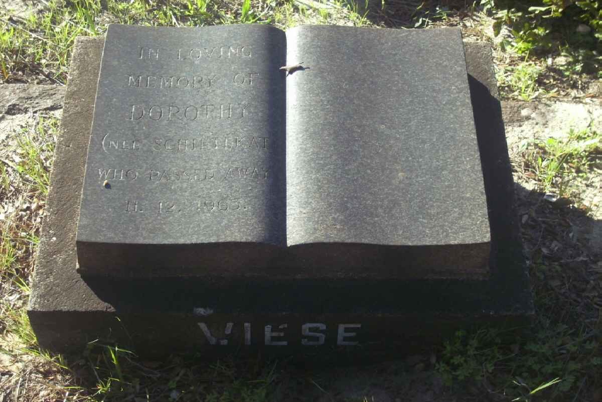 WIESE Dorothy nee SCHIETEKAT -1963