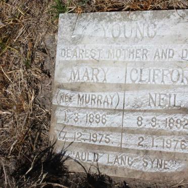 YOUNG Clifford Neil 1892-1976 &amp; Mary MURRAY 1896-1975