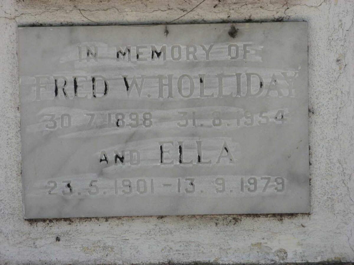 HOLLIDAY Fred W. 1898-1954 &amp; Ella 1901-1979