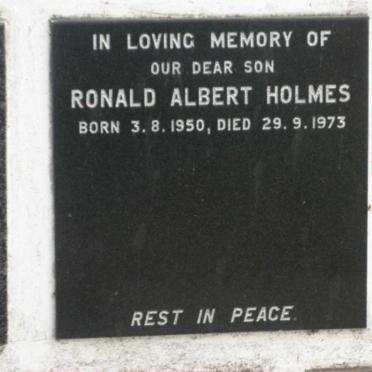 HOLMES Ronald Albert 1950-1973