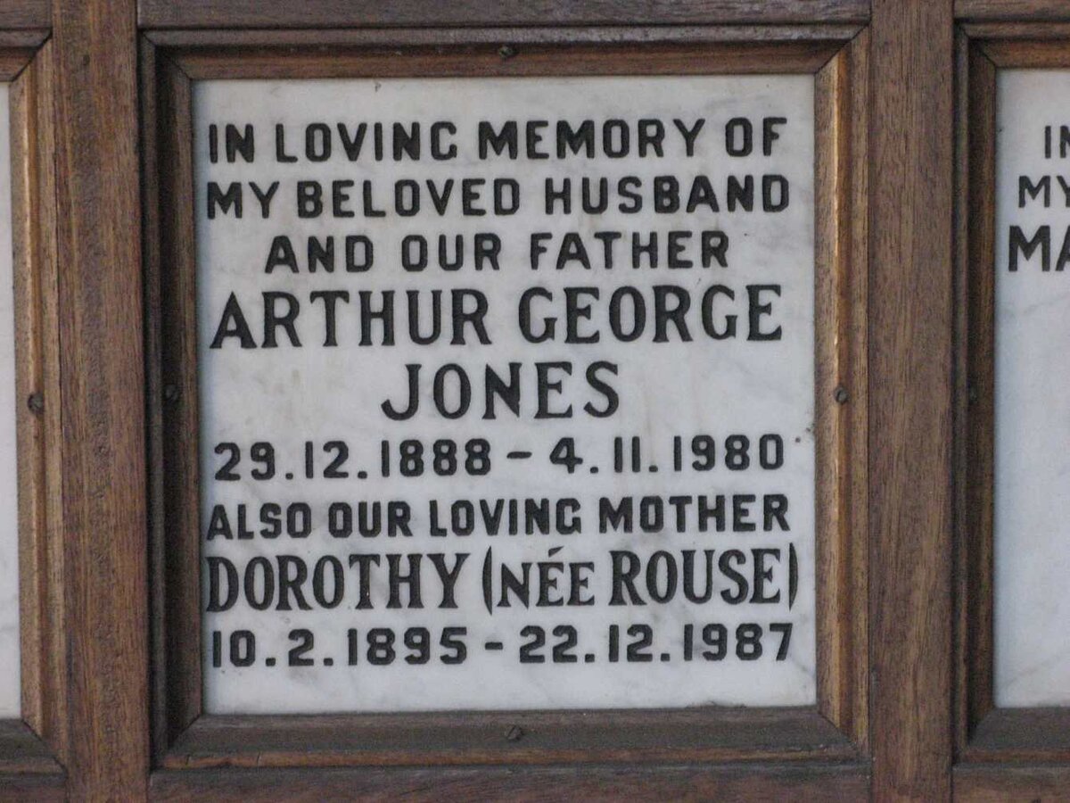 JONES Arthur George 1888-1980 &amp; Dorothy ROUSE 1895-1987