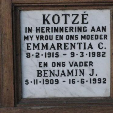 KOTZE Benjamin J. 1909-1992 &amp; Emmarentia C. 1915-1982