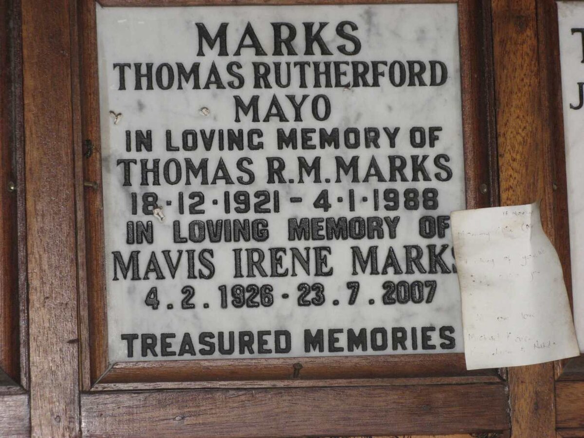 MARKS Thomas Rutherford Mayo 1921-1988 &amp; Mavis Irene 1926-2007