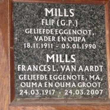 MILLS Gerhardus Philippus 1911-1990 &amp; Frances Louise van Aardt RAUBENHEIMER 1917-2007