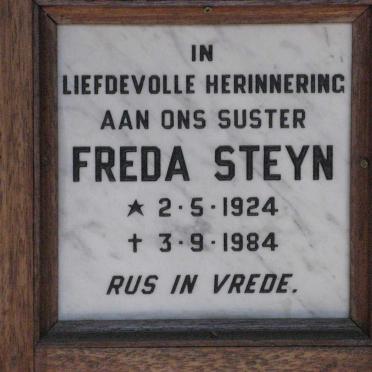 STEYN Freda 1924-1984