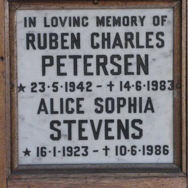STEVENS Alice Sophia 1923-1986 :: PETERSEN Ruben Charles 1942-1983