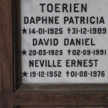 TOERIEN David Daniel 1925-1991 &amp; Daphne Patria 1925-1989 :: TOERIEN Neville Ernest 1952-1976