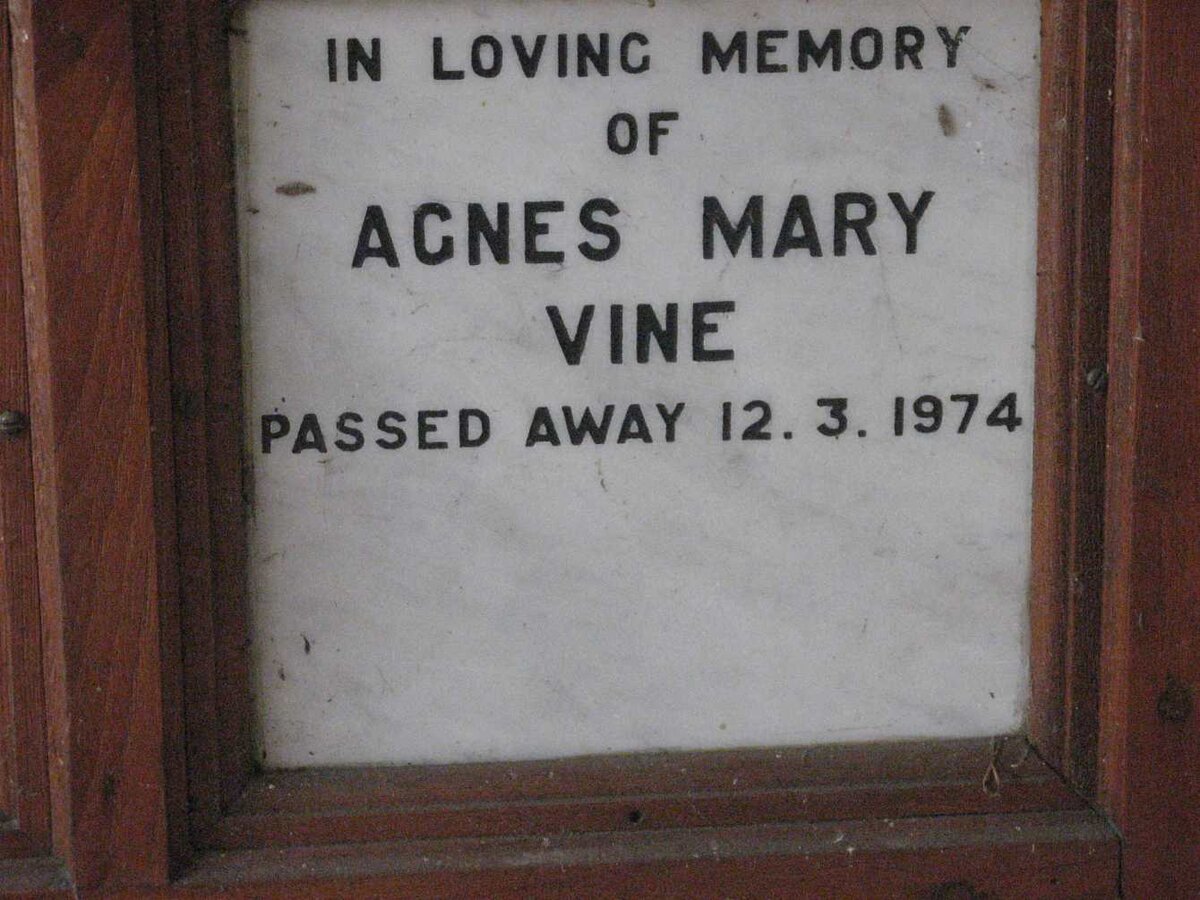 VINE Agnes Mary -1974