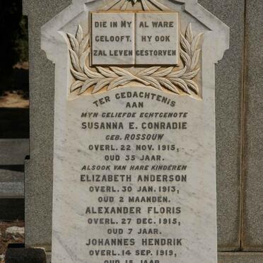 CONRADIE Susanna E. nee ROSSOUW -1915 &amp; KINDEREN