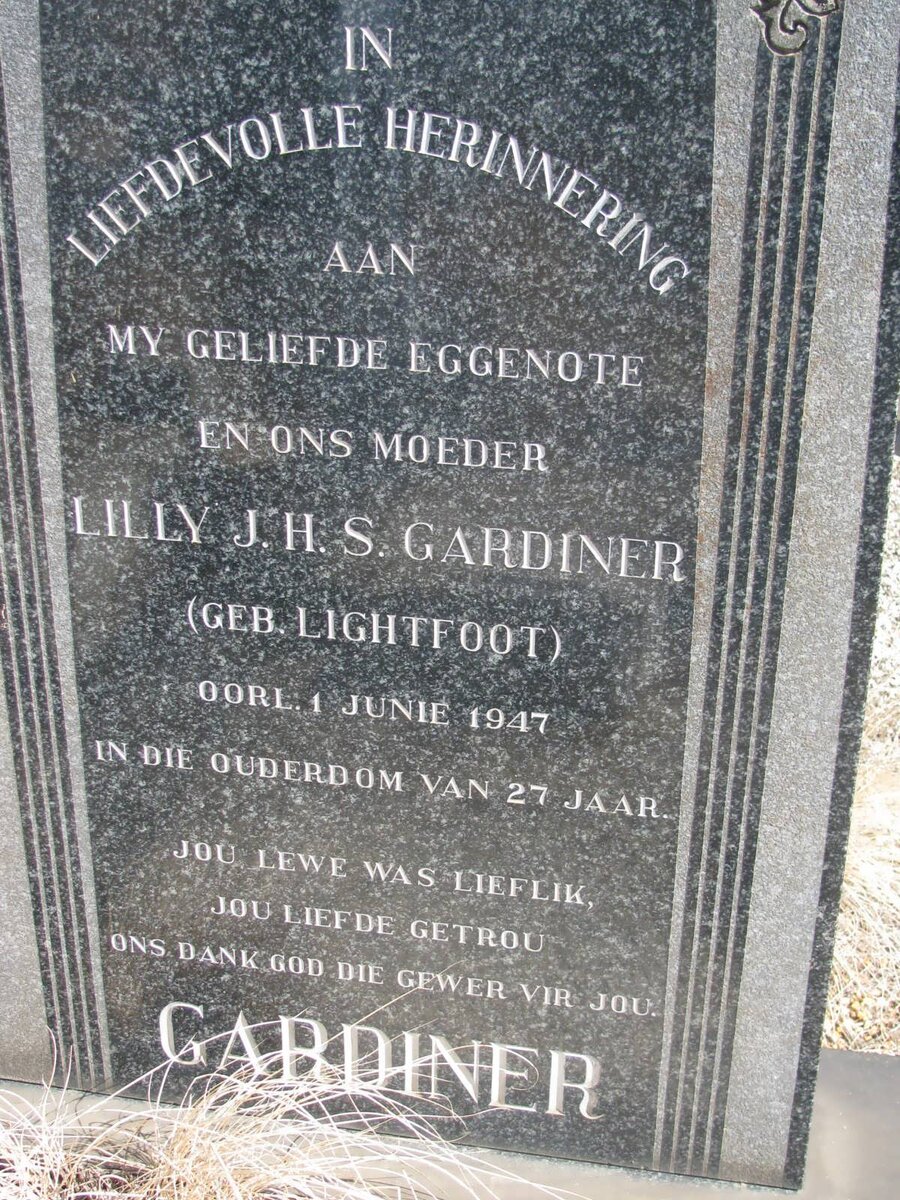 GARDINER Lilly J.H.S nee LIGHTFOOT -1947
