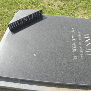 BRUINTJIES Dennis 1959-1992