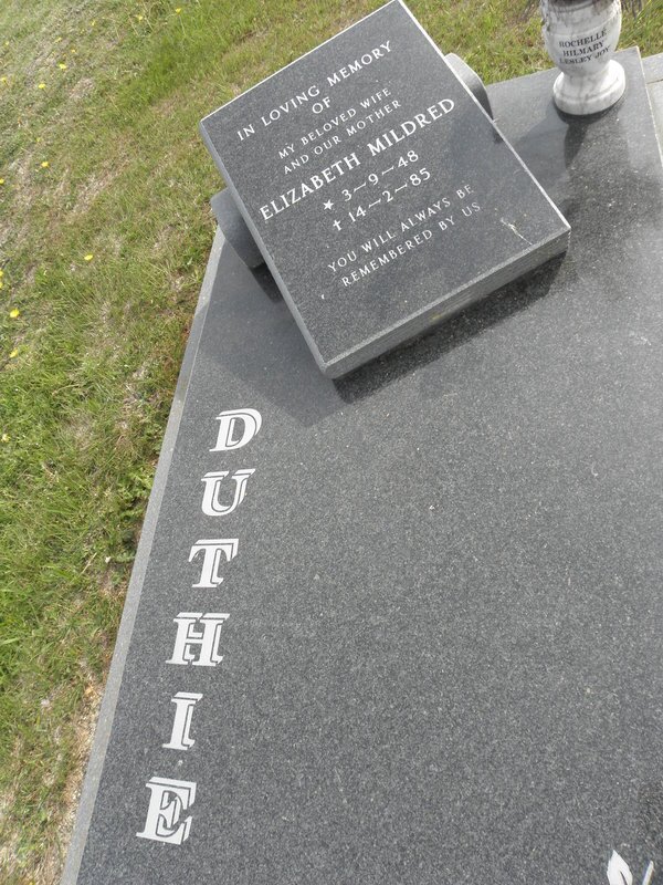 DUTHIE Elizabeth Mildred 1948-1985