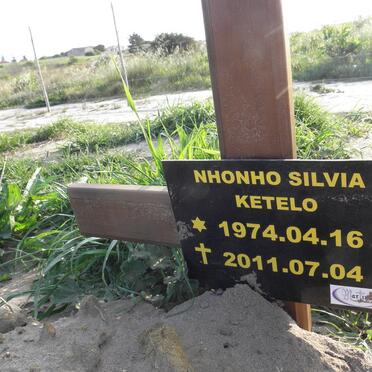 KETELO Nhomho Silvia 1974-2011