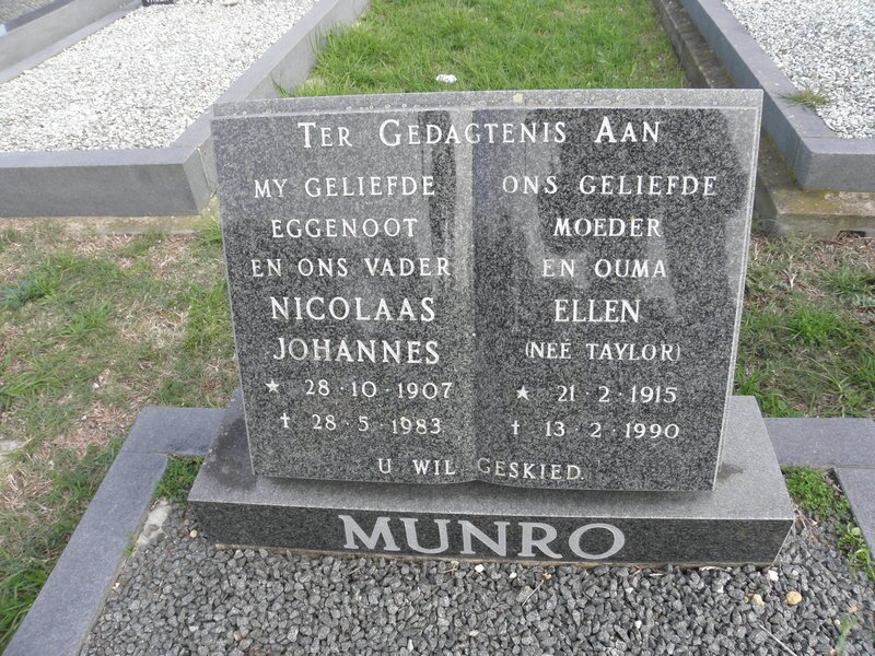 MUNRO Nicolaas Johannes 1907-1983 &amp; Ellen TAYLOR 1915-1990