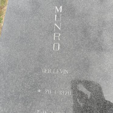 MUNRO Susanna Helena nee LEVIN 1920-1982