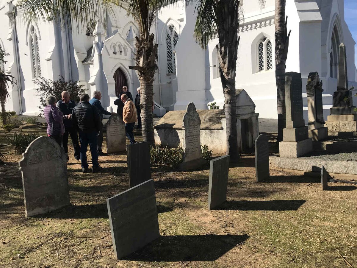 4. Oorsig / Overview